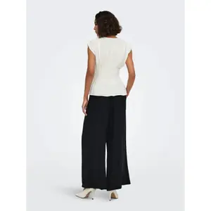 Sleeveless blouse for women Only Mila image-5