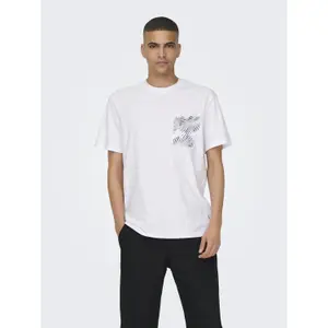 Camiseta con estampado de hojas y bolsillo Only & Sons Perry Life image-1