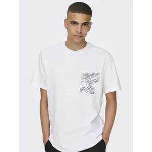 Camiseta con estampado de hojas y bolsillo Only & Sons Perry Life image-2
