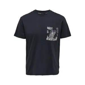 Camiseta con estampado de hojas y bolsillo Only & Sons Perry Life image-0