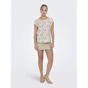 Camiseta de mujer Only Vic image-2