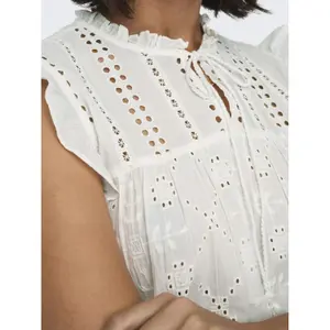 T-shirt femme Only Reva Life image-5