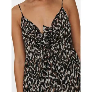 Tanktop mit Schleife für Frauen Only onltoria life image-6