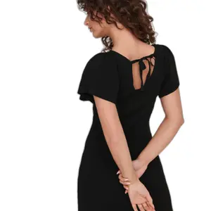 Vestido de punto con cuello de pico Only Leelo image-5