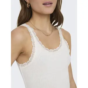 Camiseta de tirantes mujer Only Sharai Lace image-5