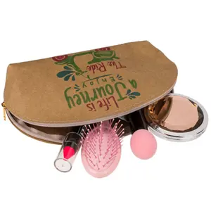 Pressed cardboard toiletry bag with child's phrase OOTB image-3