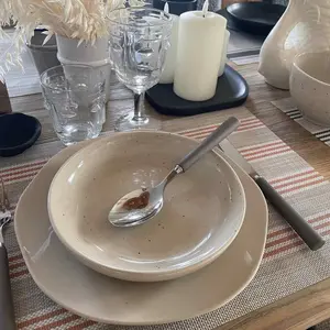 Skleněná talířová mísa s tečkami Opjet Tribu image-1