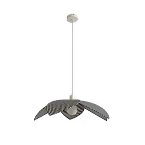 Lámpara colgante Flower de tela a cuadros Opjet image-0