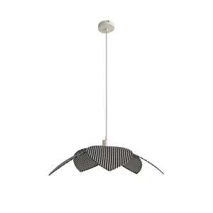 Lámpara colgante Flower de tela a cuadros Opjet image-2