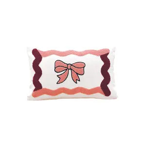 Bow influence cushion Opjet image-0