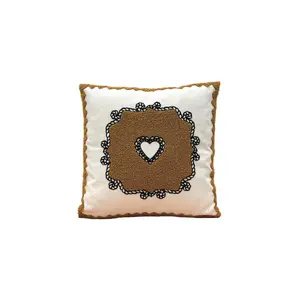 Adorable influence cushion Opjet image-0