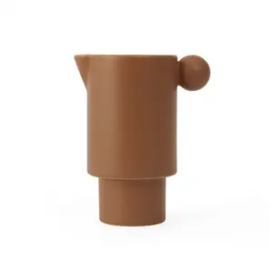 Milchkännchen aus Porzellan OYOY Living Design image-0