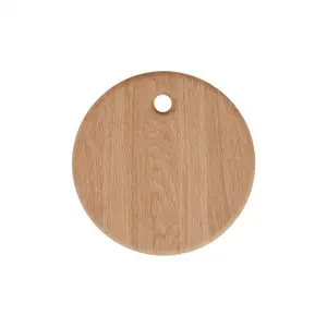 Round oak chopping board with de-tasser OYOY Living Design image-0
