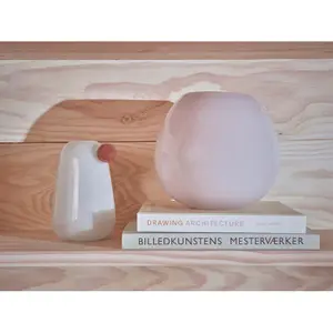 Round Organic Glass Vase OYOY Living Design image-1