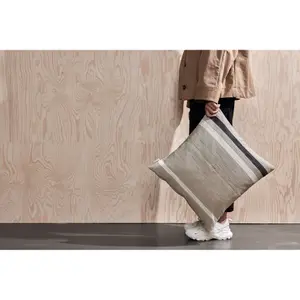 Τετράγωνο μαξιλάρι από βαμβάκι OYOY Living Design image-1