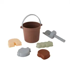 Silicone beach set OYOY Living Design image-0