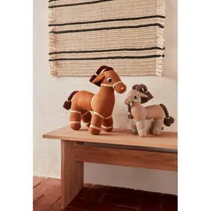 Mini plush toy made of cotton and polyester OYOY Living Design Taffy La Chèvre image-1