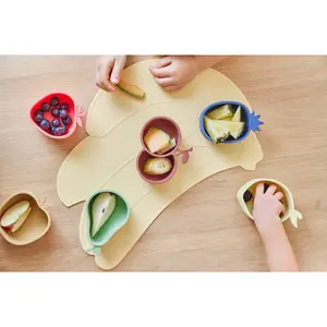 Dessous de plat mini en silicone enfant OYOY Living Design image-1