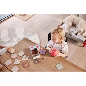 Zabawki z kartonu do wyobraźni OYOY Living Design image-1