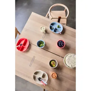 Assiette mini en silicone OYOY Living Design image-1