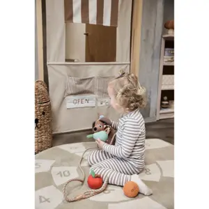 Zabawki z kartonu do wyobraźni OYOY Living Design image-2