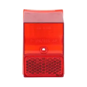 Tampa do indicador das luzes traseiras P2R Peugeot 102, 103, GT10 image-1