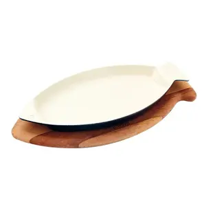 Fish dish with board Paderno image-0