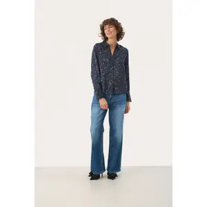 Woman's shirt Part Two Maica image-2