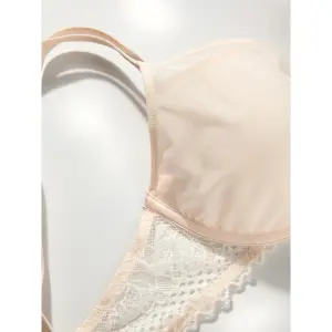 Women’s light padded bra Passionata Pila image-1