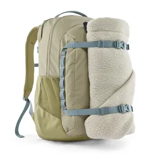 Hiking Bag Patagonia Refugio Day 32 L image-3