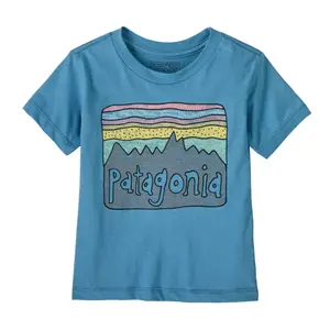Baby T-shirt Patagonia Fitz Roy Skies image-0