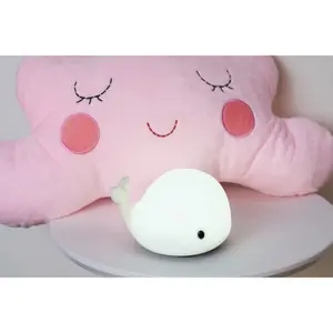 Silicone nightlight Pauleen Night Whale USB image-3