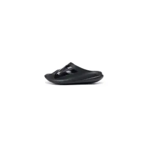 et31797d-02-chanclas-de-recuperacion-peak-taichi-negro