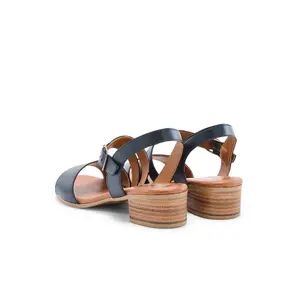 Women's leather sandals with air-cushion sole Pédiconfort image-2