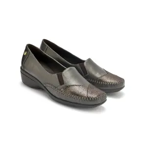 Mocassins de couro ultra macios para mulher Pédiconfort image-2