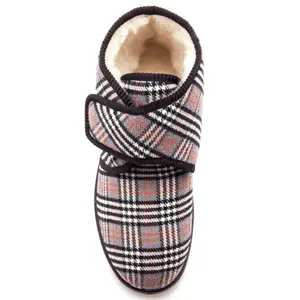 Chaussons fourrés Pédiconfort image-5