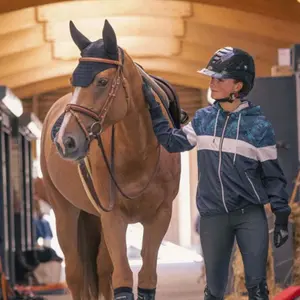 Regenjacke Frau Pénélope Celecce image-1