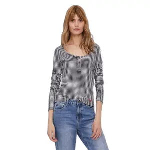 T-shirt da donna Pepe Jeans Star image-0