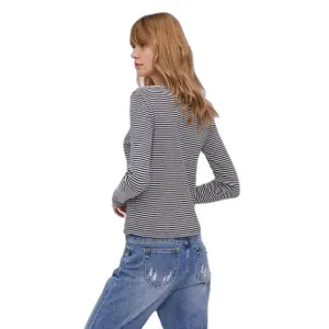 T-shirt da donna Pepe Jeans Star image-1