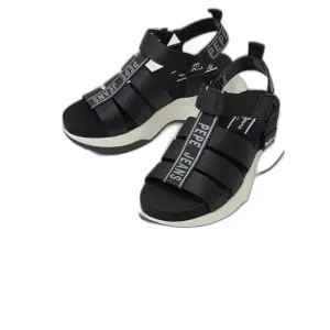 Damskie sandały z klinem Pepe Jeans Venus Point image-1