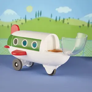 Air travel Peppa Pig image-6