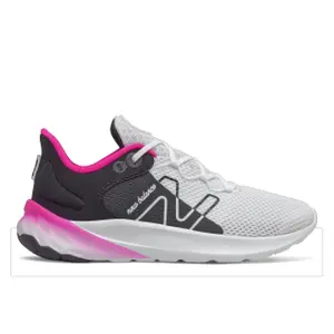 Girl's shoes New Balance fresh foam roav image-0
