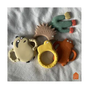 Rubber cactus bath toy Petit Jour image-2