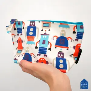 Children's toiletry bag Petit Jour Les Robots image-1