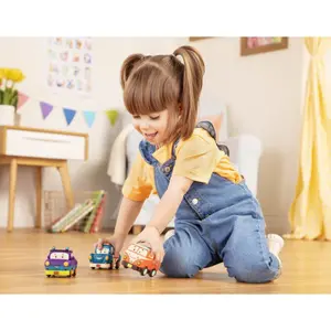 Vehicles with yellow buses, police car and van &amp; jeep Petit Jour (x3) image-3