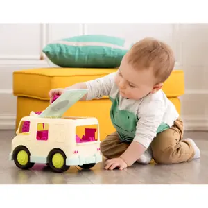 Ice cream truck Petit Jour Happy Cruisers image-2