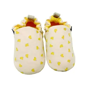 My 1st baby booties Petit Jour Les Poussins image-0