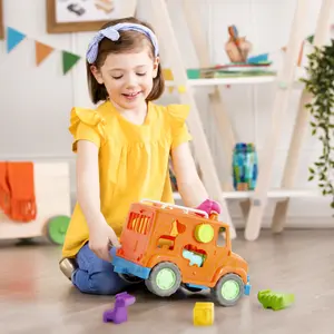 Jeep safari form box Petit Jour Shape Sorter Truck image-4