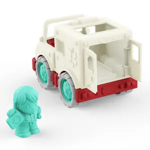 Small ambulance Petit Jour image-1