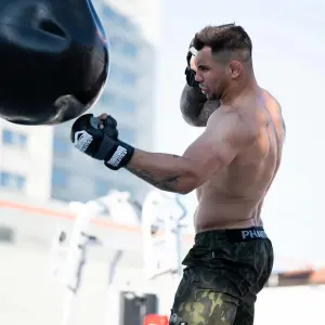 Γάντια MMA Phantom Athletics Riot image-4